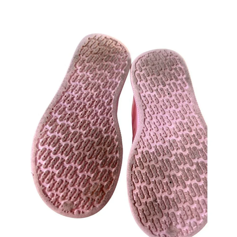 Oshkosh Toddler Girls Croc Shoes Pink Size 6 Little Toe & Bottom Stain
